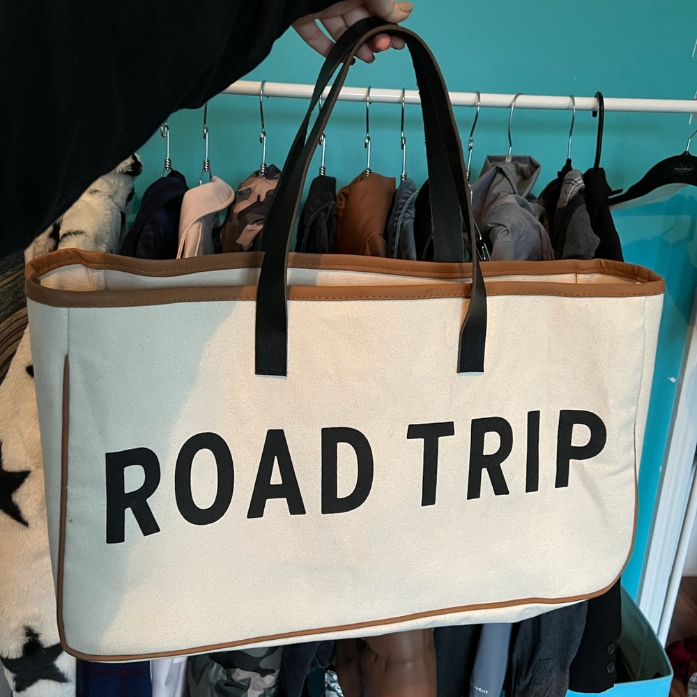 Tote bag